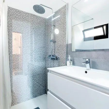 Paradise Court - Ocean View