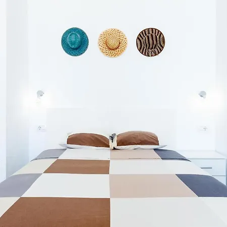 Paradise Court - Ocean View