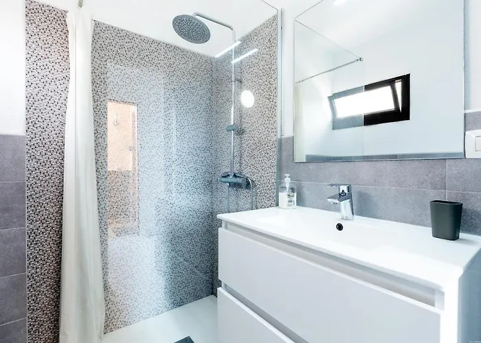 Paradise Court - Ocean View